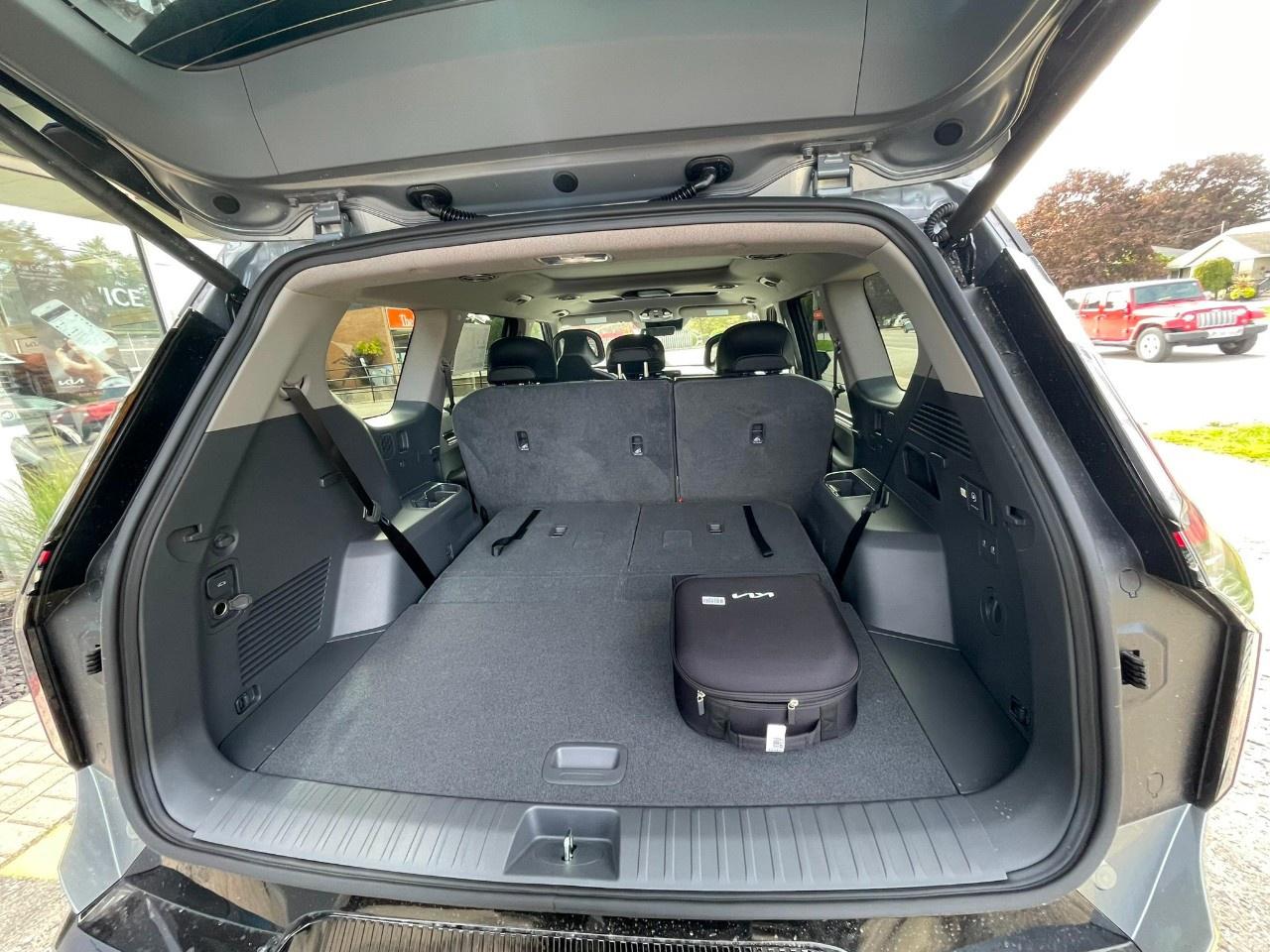 2026 Kia EV9 Land w/Plus Package AWD Photo