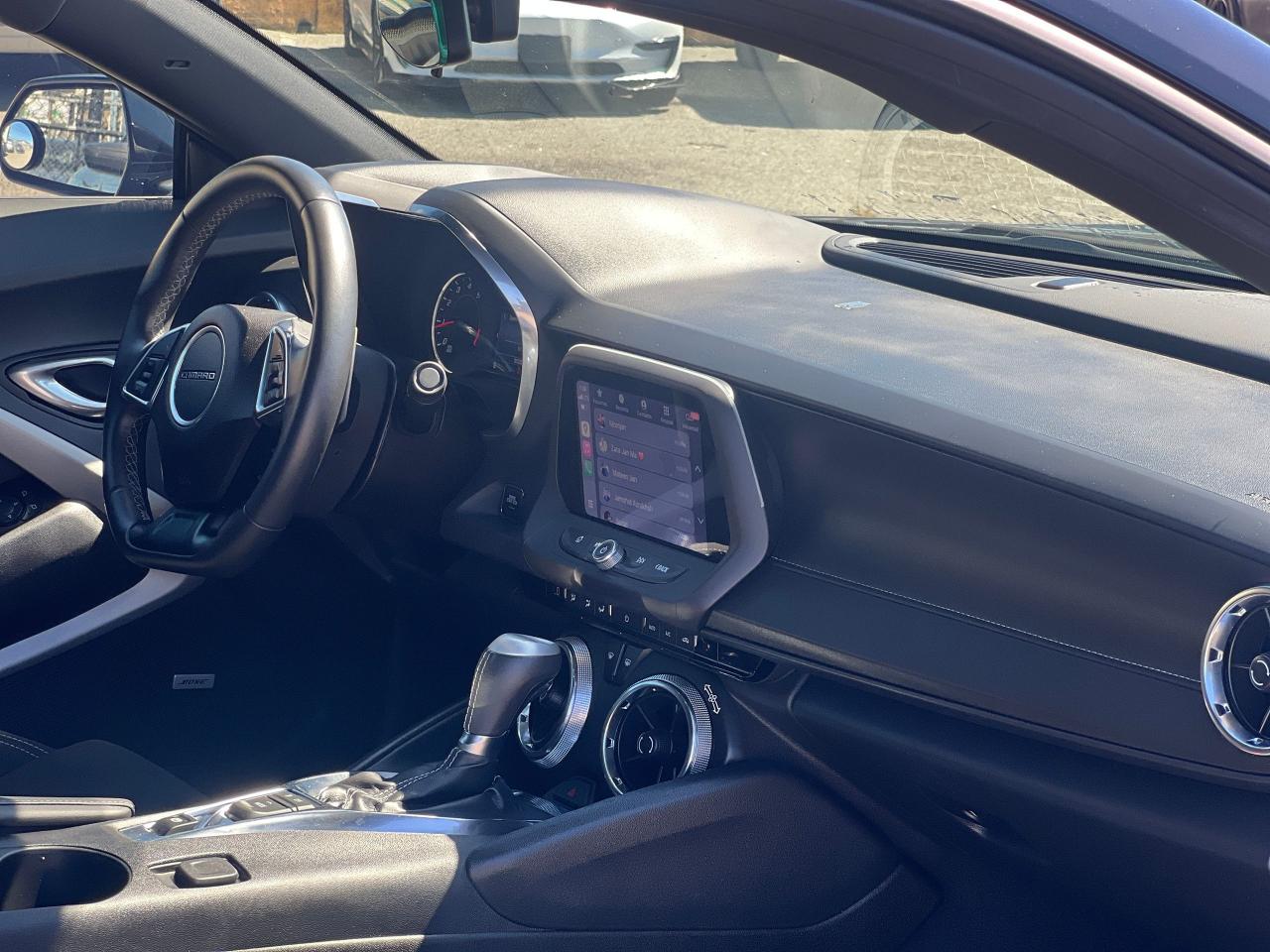 2023 Chevrolet Camaro 1LT - Photo #9