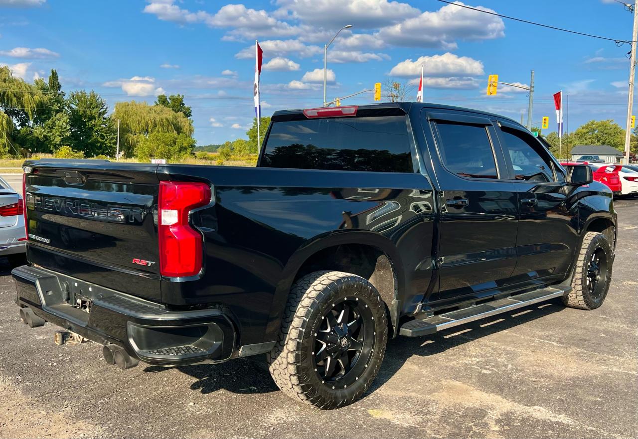 2021 Chevrolet Silverado 1500 RST Photo3
