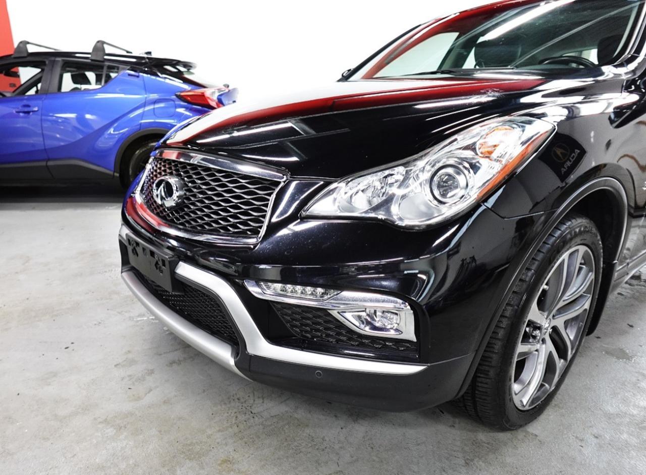2017 Infiniti QX50 AWD - No Accident, Local Dealer Maintain, 1 Owner - Photo #13
