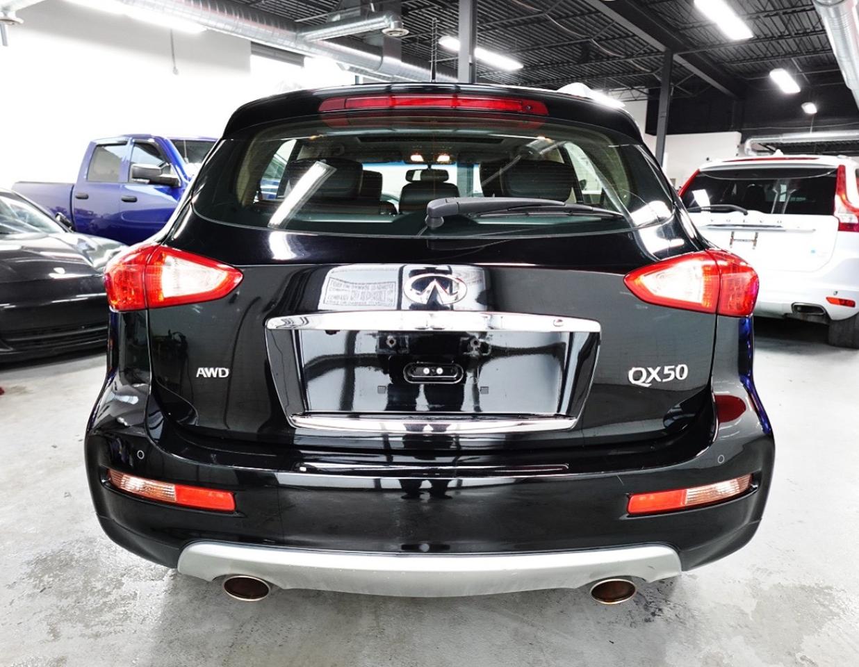 2017 Infiniti QX50 AWD - No Accident, Local Dealer Maintain, 1 Owner - Photo #5