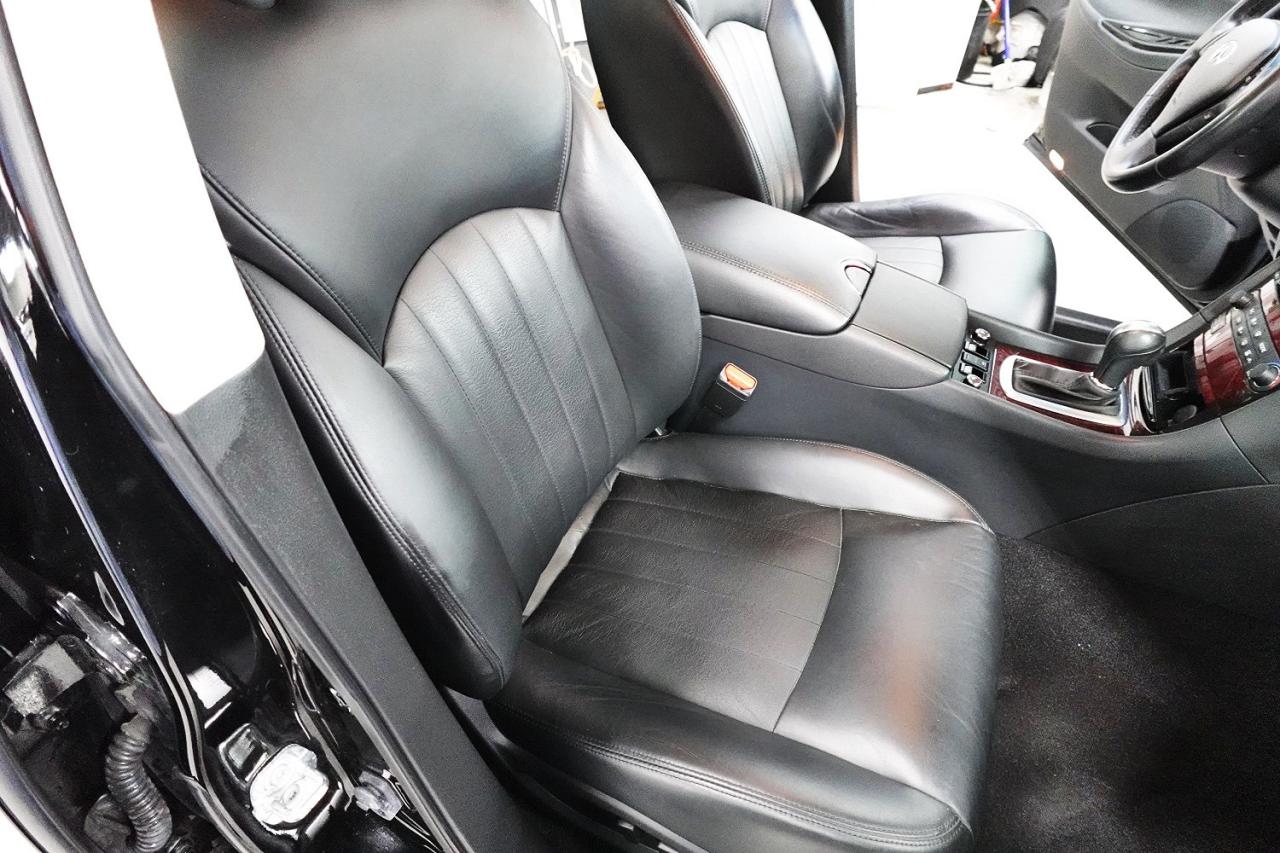 2017 Infiniti QX50 AWD - No Accident, Local Dealer Maintain, 1 Owner - Photo #21