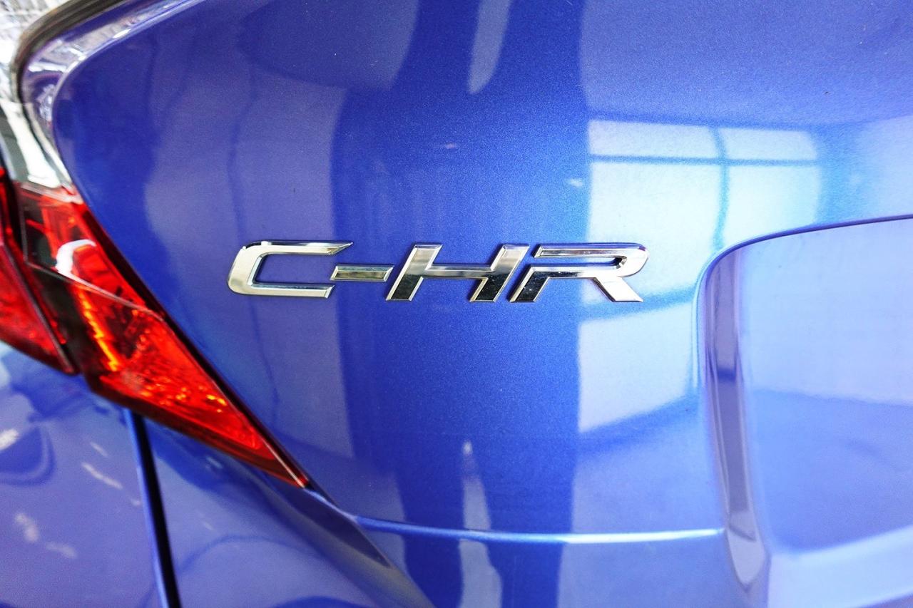 2021 Toyota C-HR XLE Premium- No Accident, Dealer Maintain, 1 Owner - Photo #7
