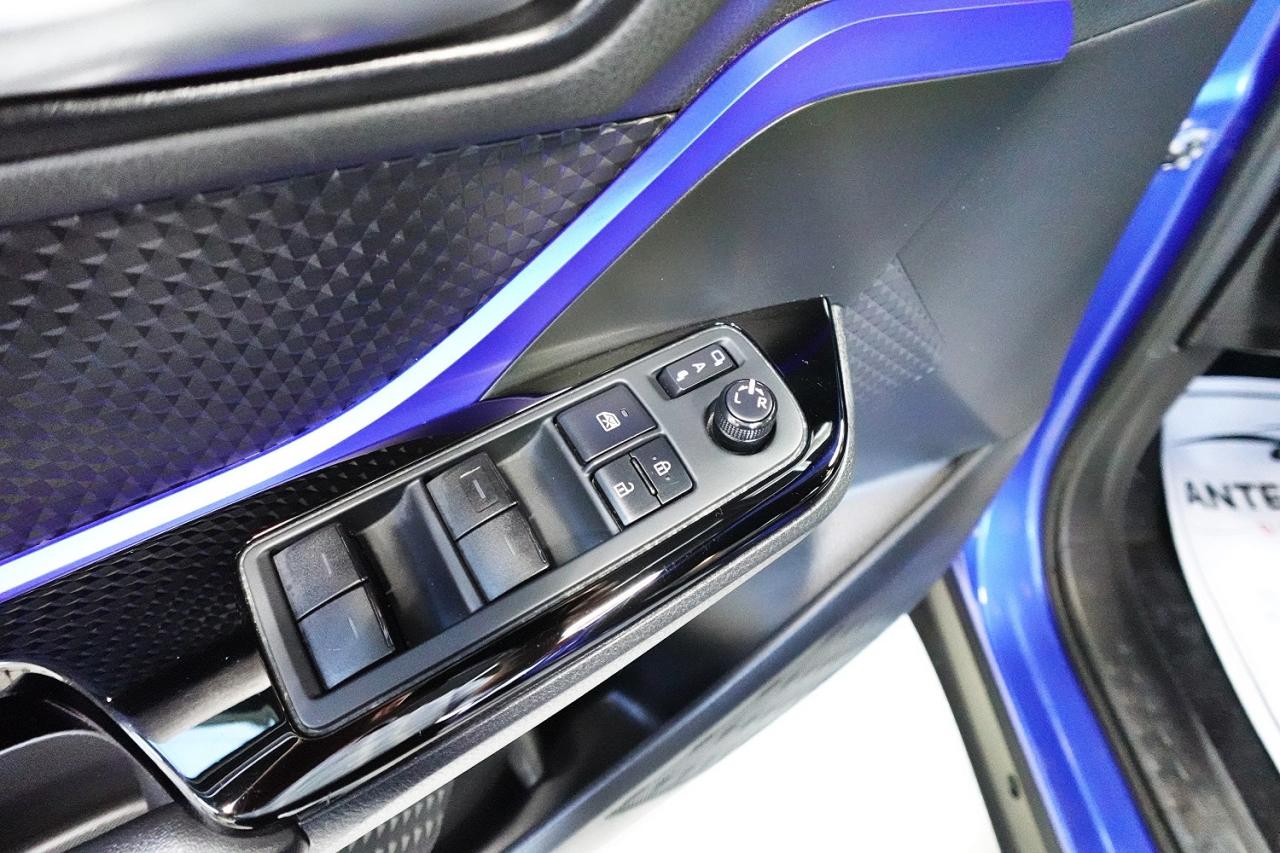 2021 Toyota C-HR XLE Premium- No Accident, Dealer Maintain, 1 Owner - Photo #13