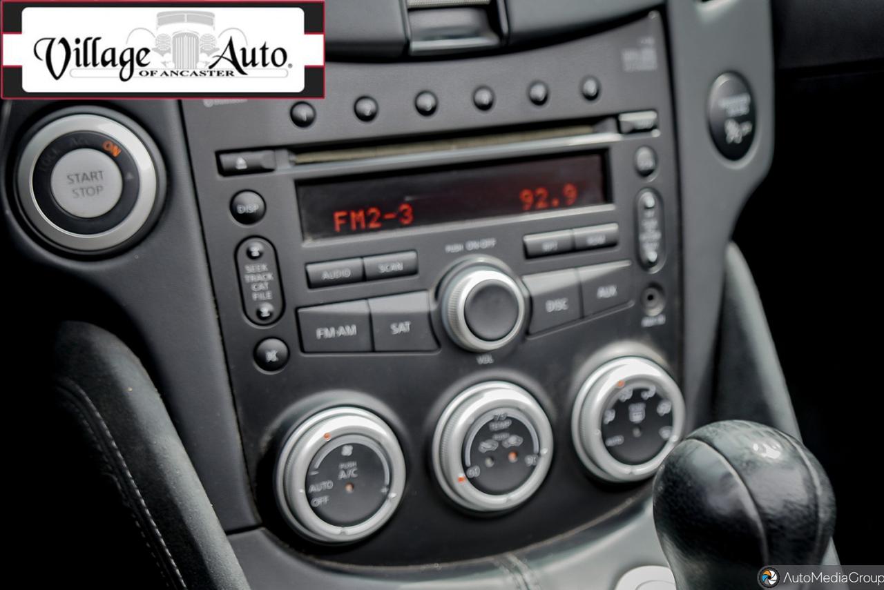 2010 Nissan 370Z 2dr Roadster Manual Touring - Photo #18