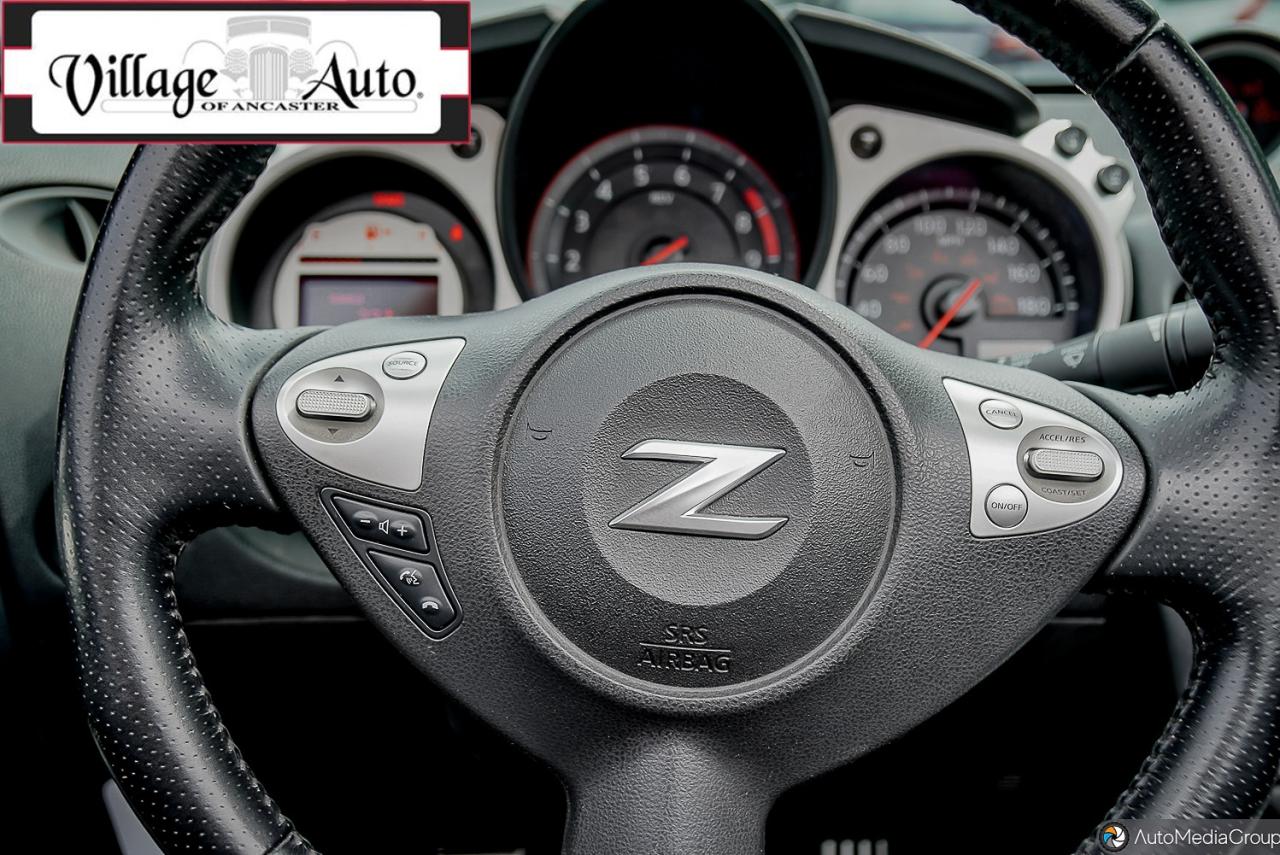 2010 Nissan 370Z 2dr Roadster Manual Touring - Photo #16