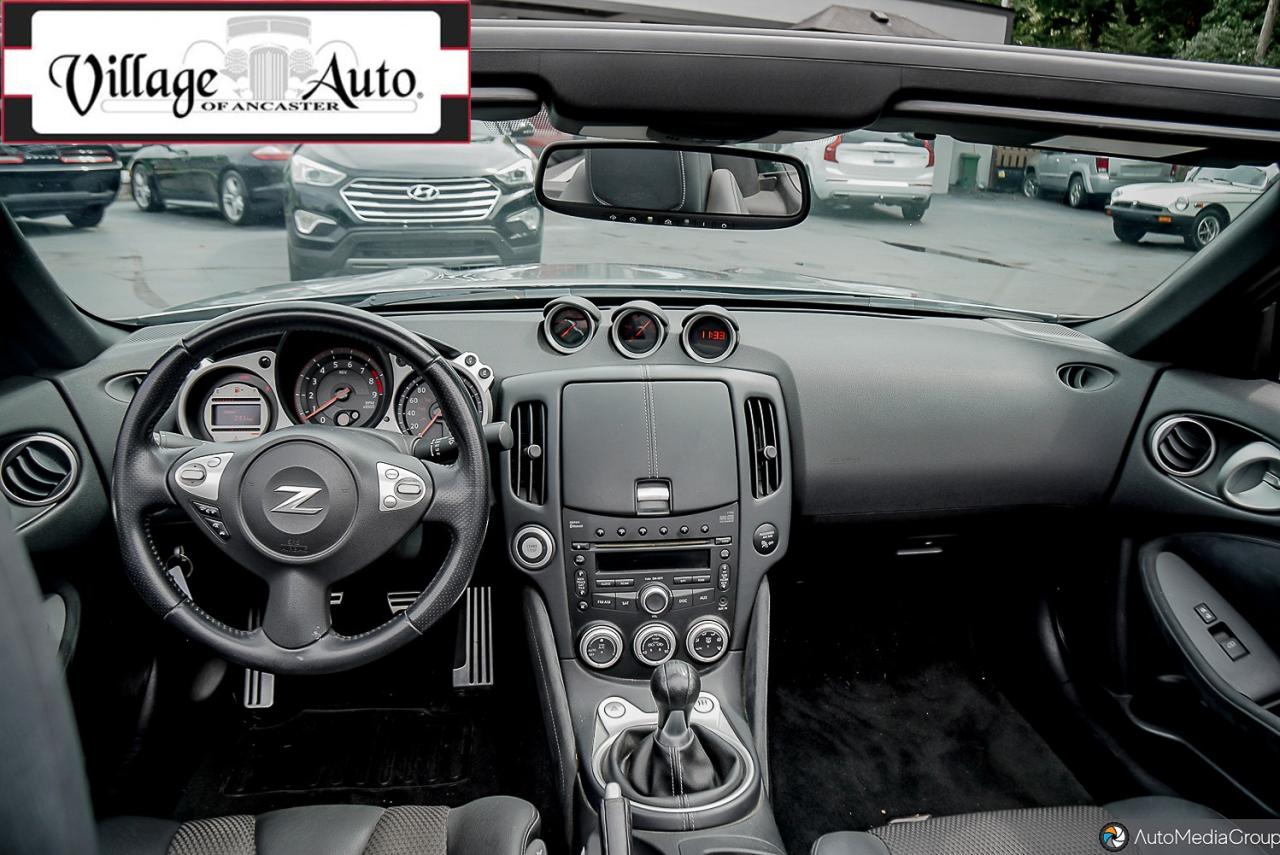 2010 Nissan 370Z 2dr Roadster Manual Touring - Photo #15