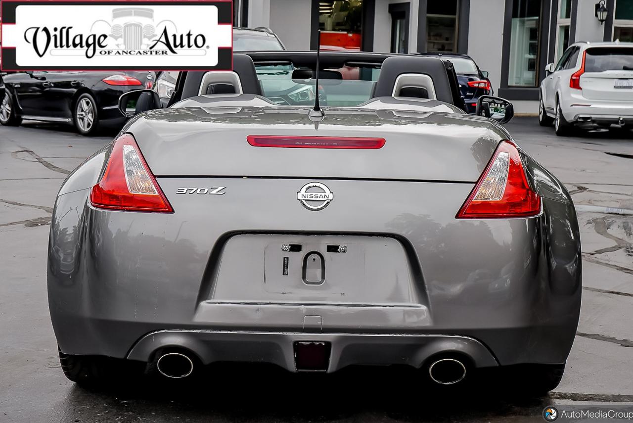 2010 Nissan 370Z 2dr Roadster Manual Touring - Photo #5
