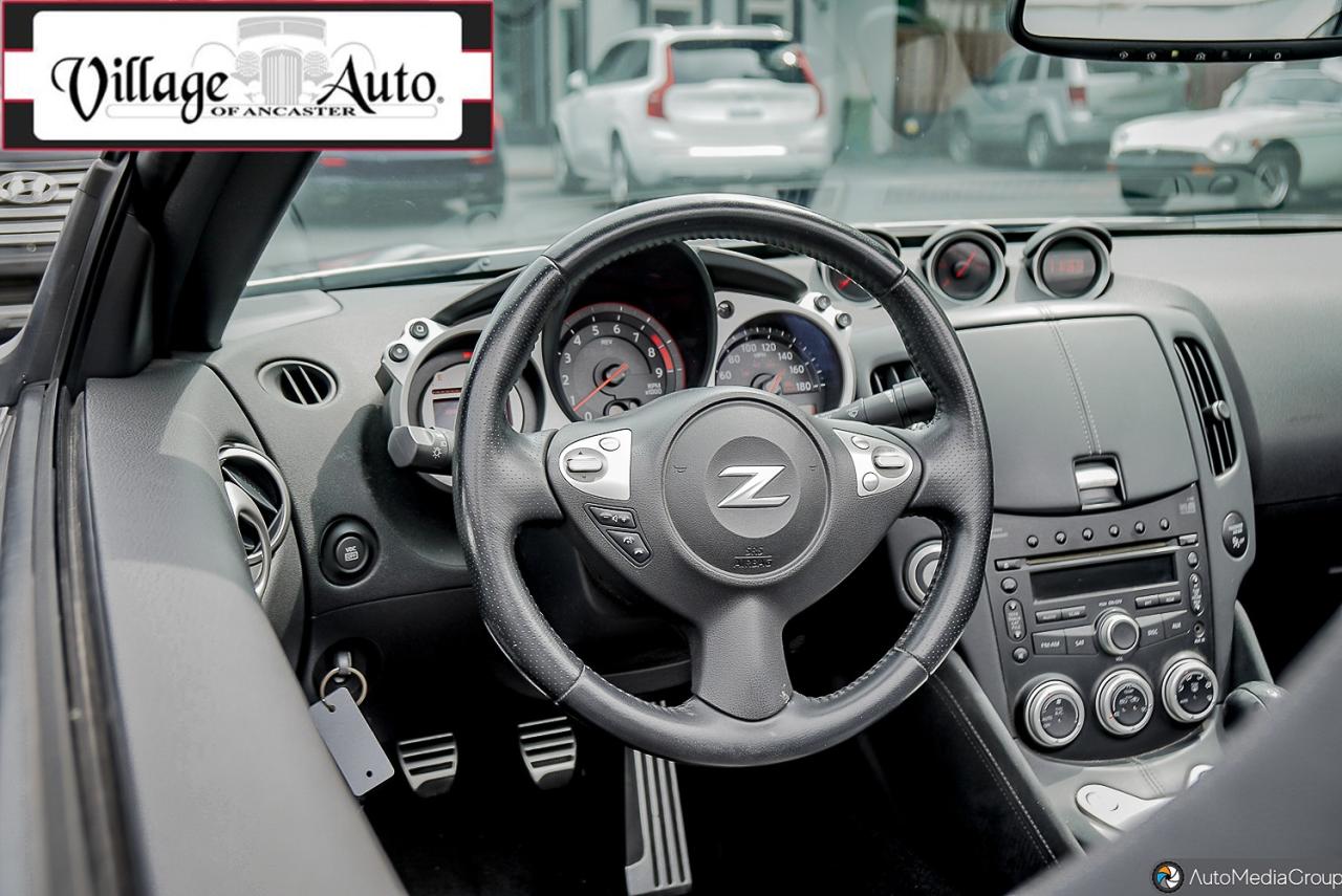 2010 Nissan 370Z 2dr Roadster Manual Touring - Photo #14