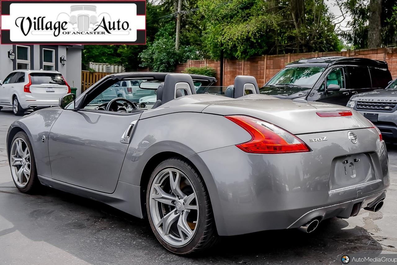 2010 Nissan 370Z 2dr Roadster Manual Touring - Photo #7