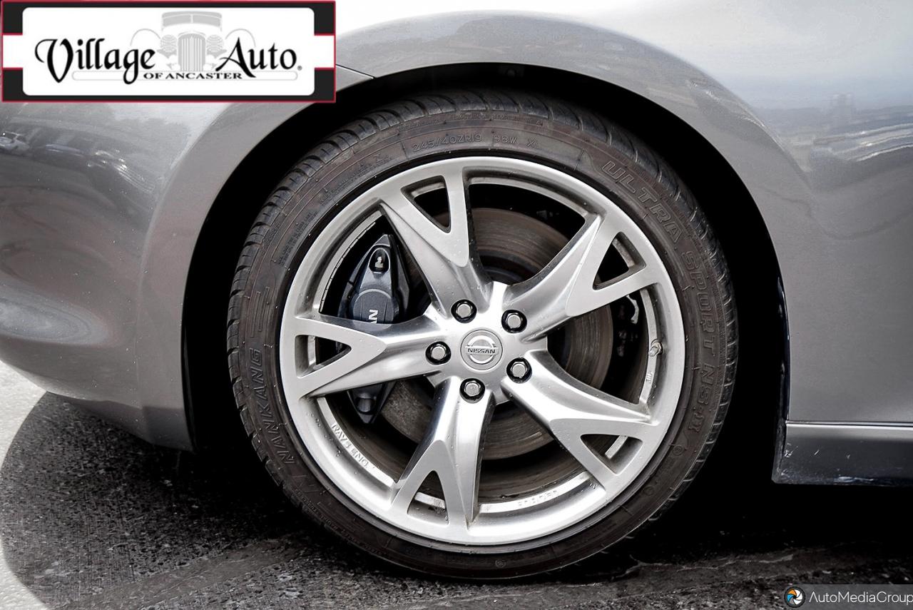 2010 Nissan 370Z 2dr Roadster Manual Touring - Photo #11