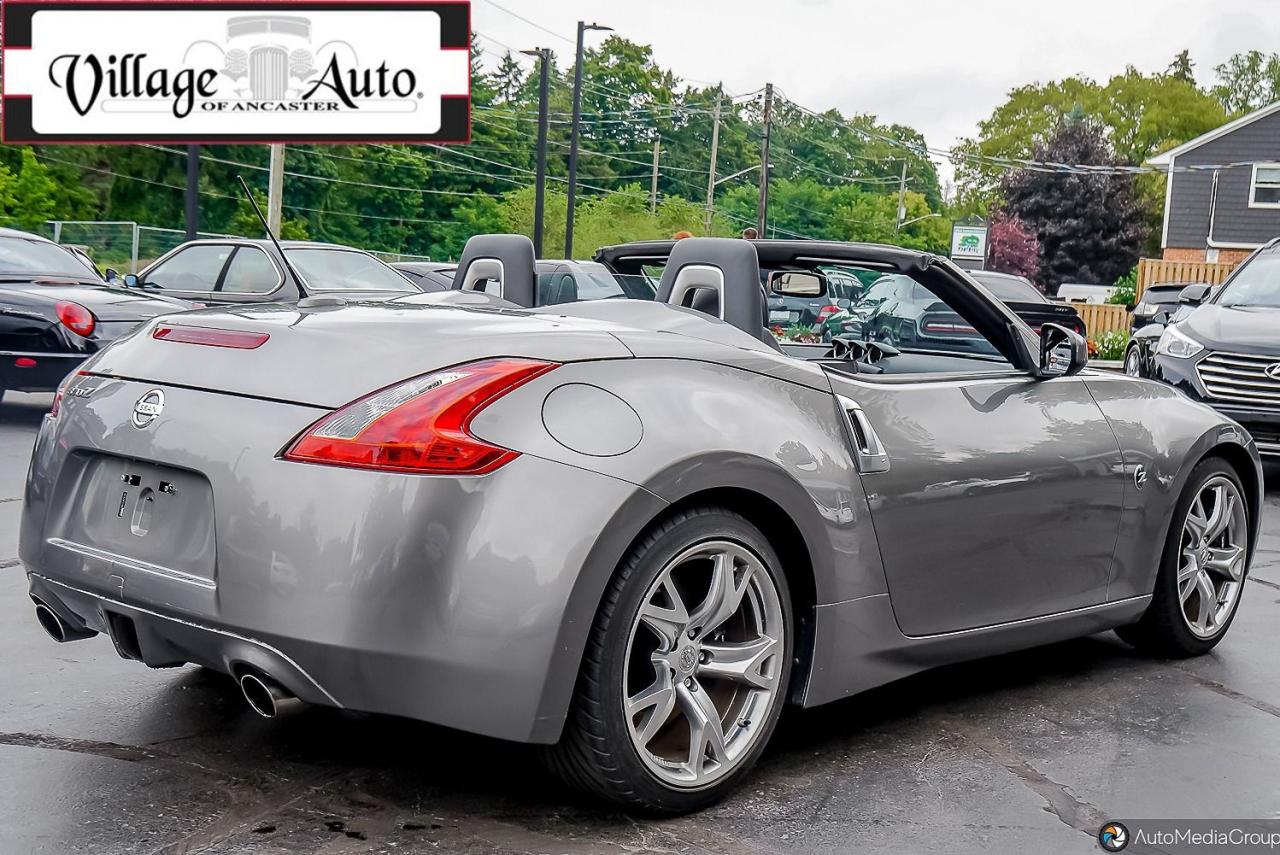 2010 Nissan 370Z 2dr Roadster Manual Touring