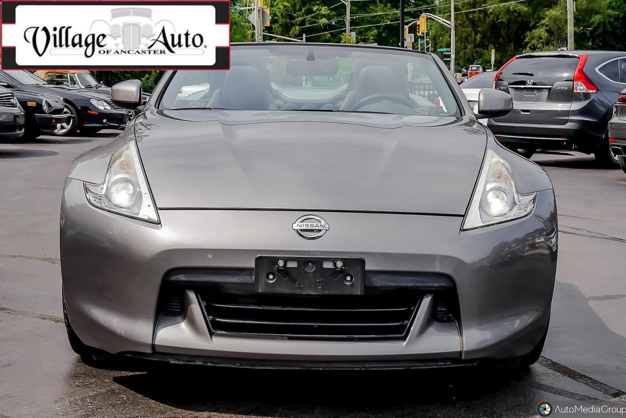 2010 Nissan 370Z 2dr Roadster Manual Touring