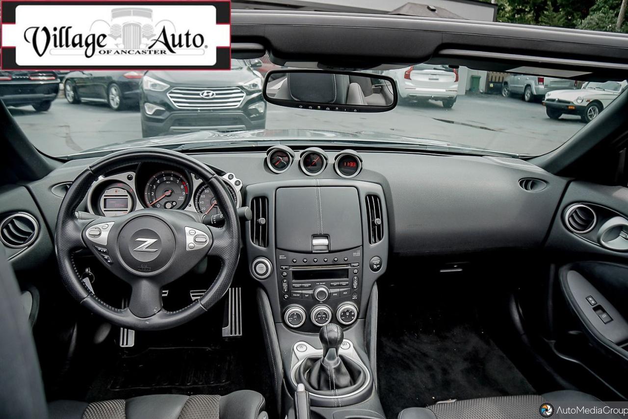 2010 Nissan 370Z 2dr Roadster Manual Touring