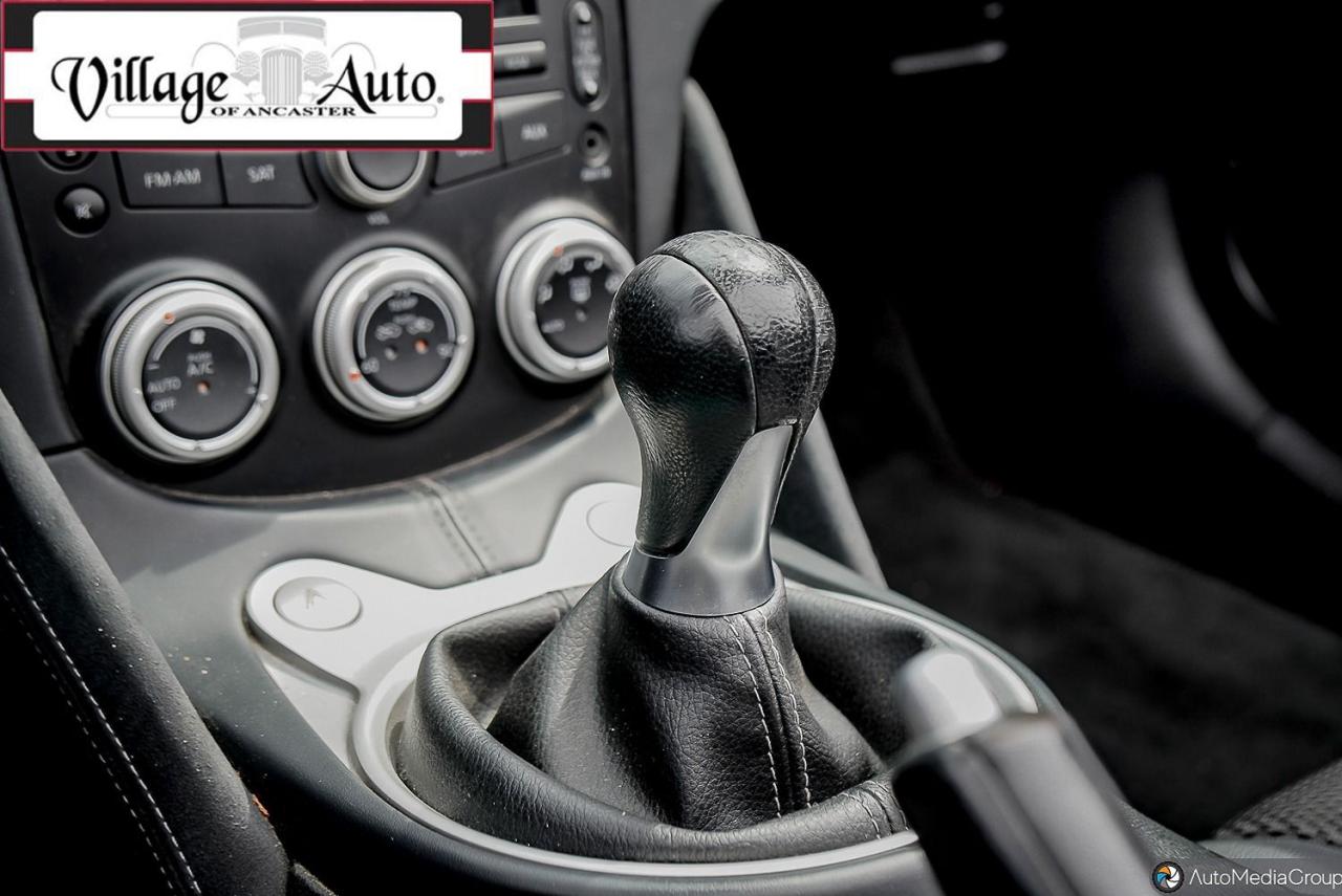 2010 Nissan 370Z 2dr Roadster Manual Touring