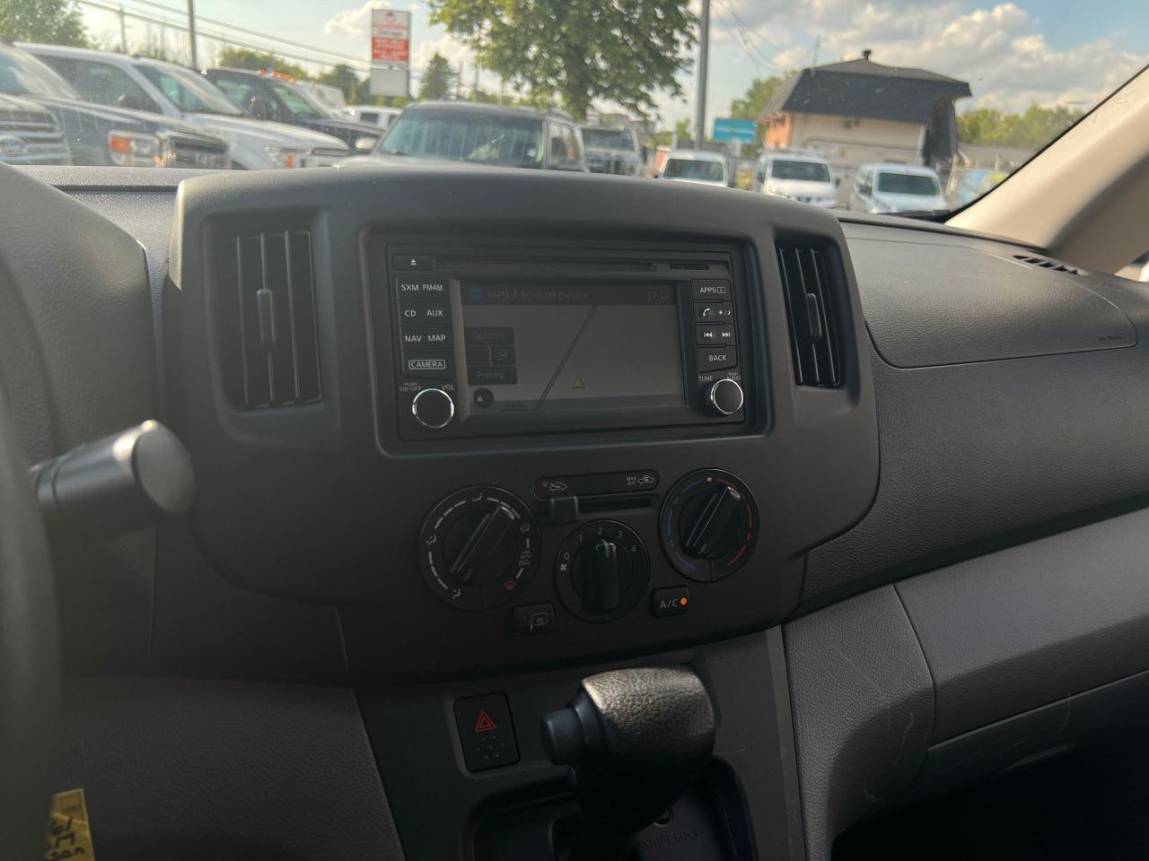 2017 Nissan NV200 I4 - Photo #12