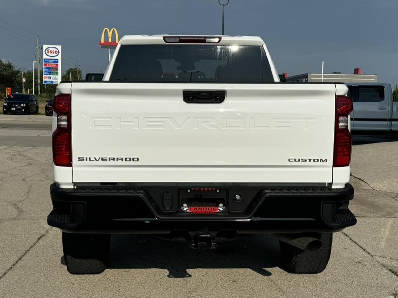 2024 Chevrolet Silverado 2500 Custom Photo