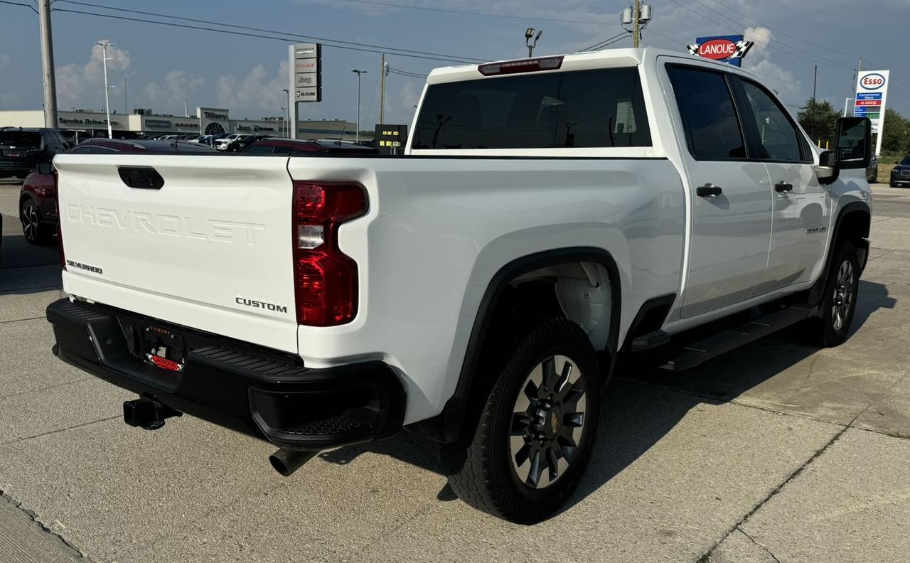 2024 Chevrolet Silverado 2500 Custom Photo