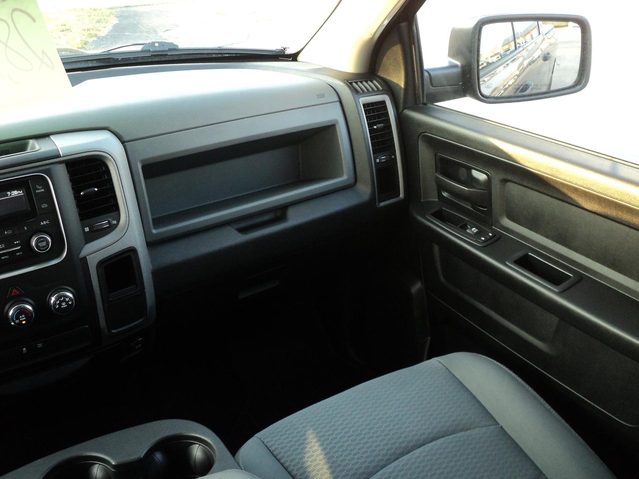 2017 RAM 1500 ST CREW CAB 4WD 5.7L8cyl Hemi 6'4"Box BackUpCam - Photo #15