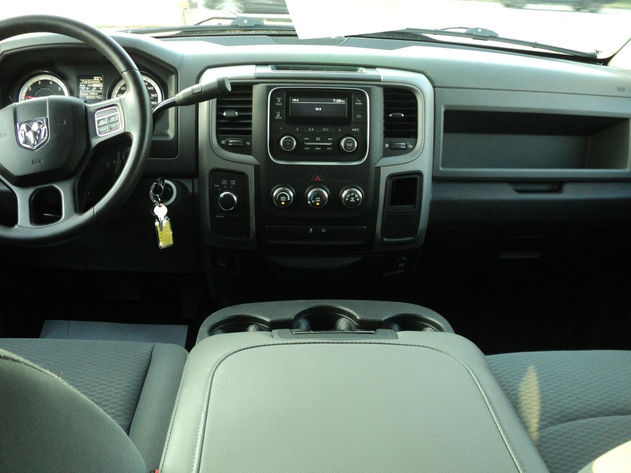 2017 RAM 1500 ST CREW CAB 4WD 5.7L8cyl Hemi 6'4"Box BackUpCam - Photo #14