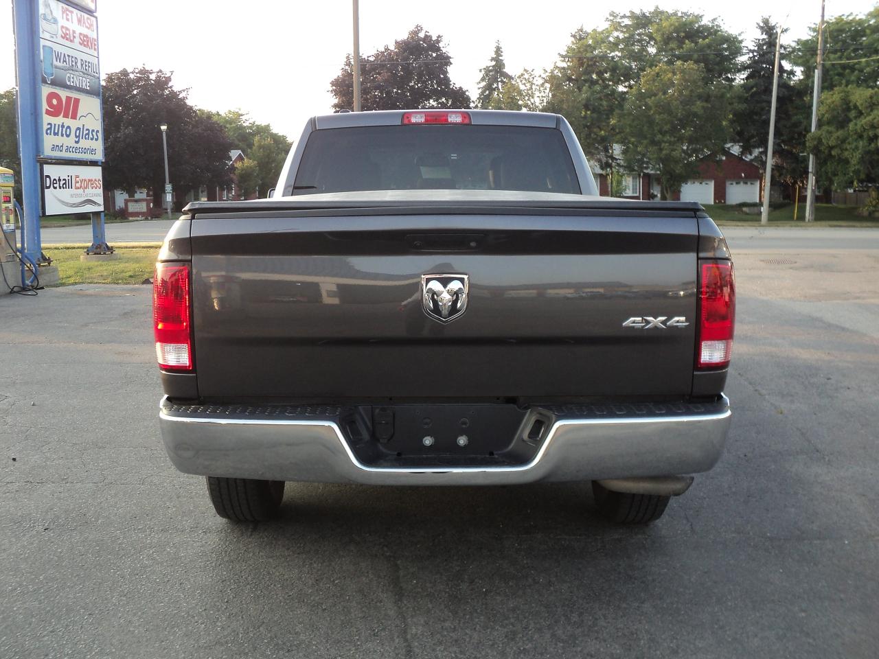 2017 RAM 1500 ST CREW CAB 4WD 5.7L8cyl Hemi 6'4"Box BackUpCam - Photo #6
