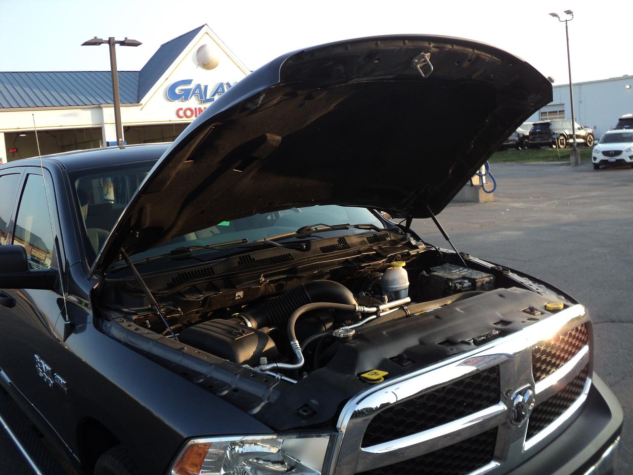 2017 RAM 1500 ST CREW CAB 4WD 5.7L8cyl Hemi 6'4"Box BackUpCam - Photo #24