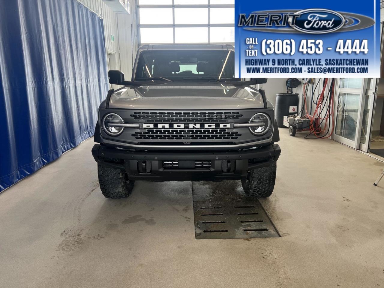 2024 Ford Bronco Badlands - 4x4, V6 (Gas), 2 Door+ Photo