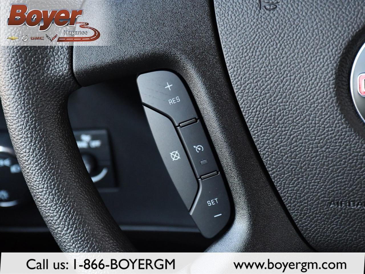 2025 GMC Savana Cargo Van 2500 Regular Wheelbase Rear-Wheel Drive Photo