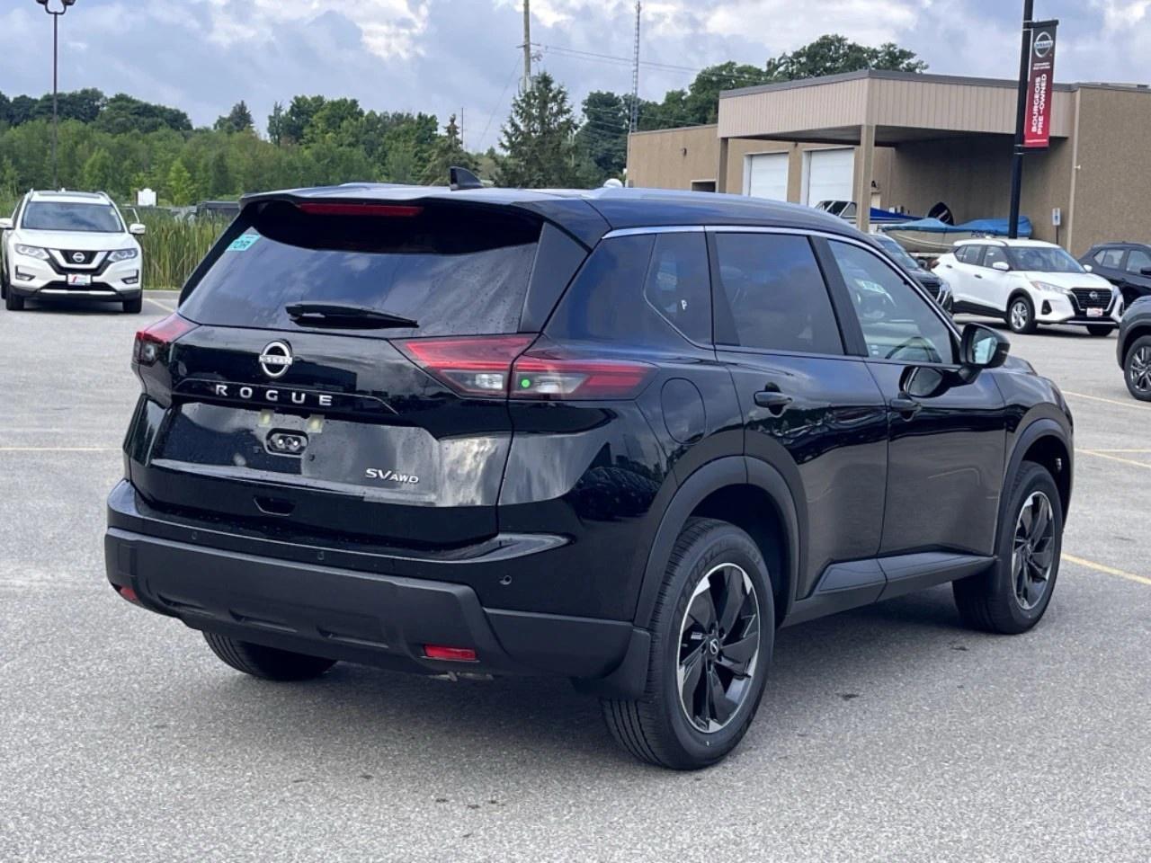 2026 Nissan Rogue AWD SV Moonroof Photo