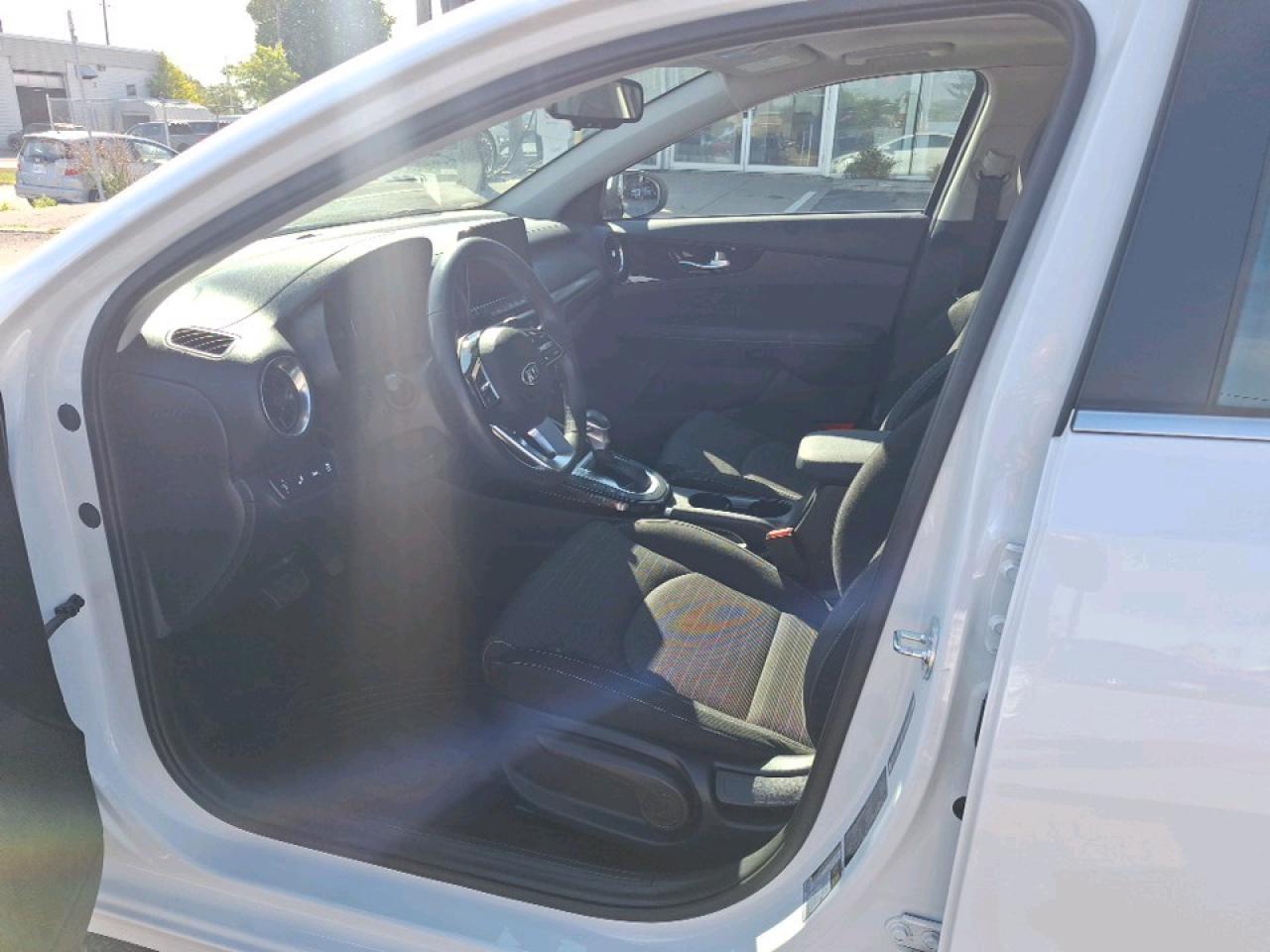 2021 Kia Forte Sedan EX Premium IVT Photo