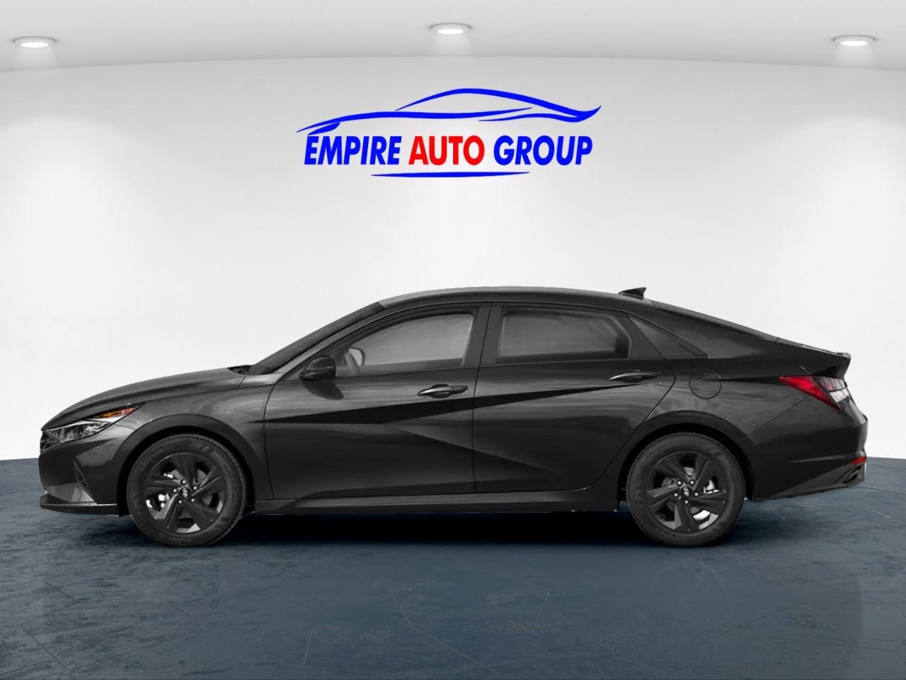 2023 Hyundai Elantra SEL Photo