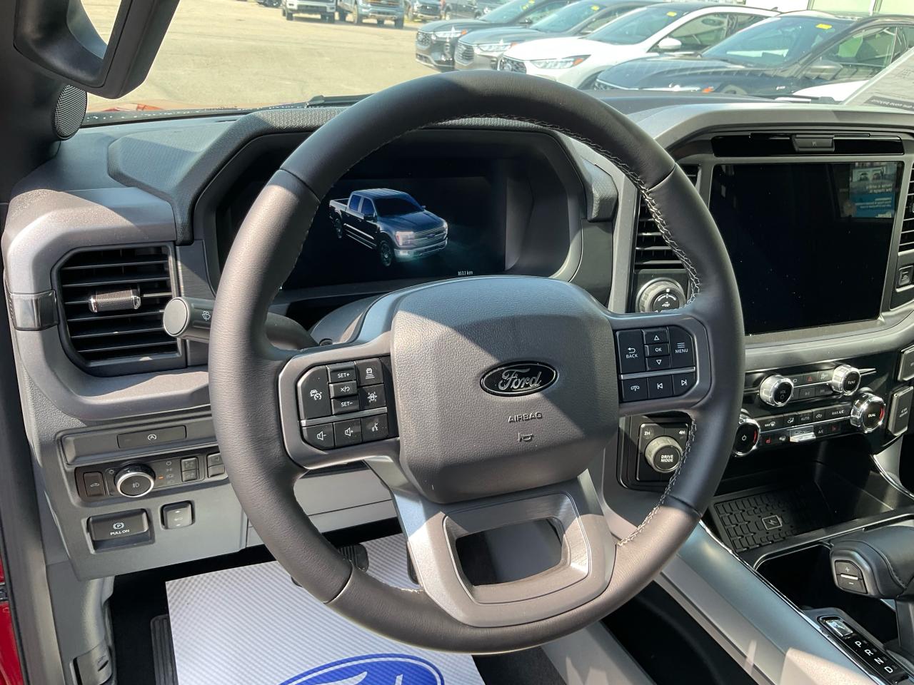 2025 Ford F-150 XLT Photo5