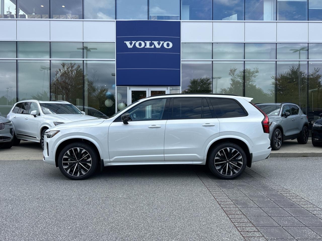 New 2026 Volvo XC90 B6 AWD Plus Dark Theme 7-Seater for sale in Surrey, BC