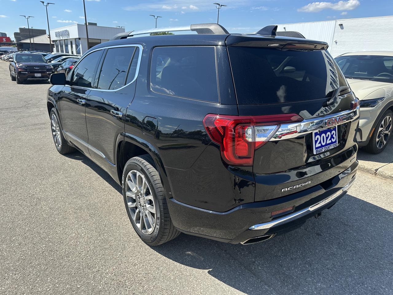 2023 GMC Acadia |Denali|6.2L|ULTIMATE|AWD| Photo4