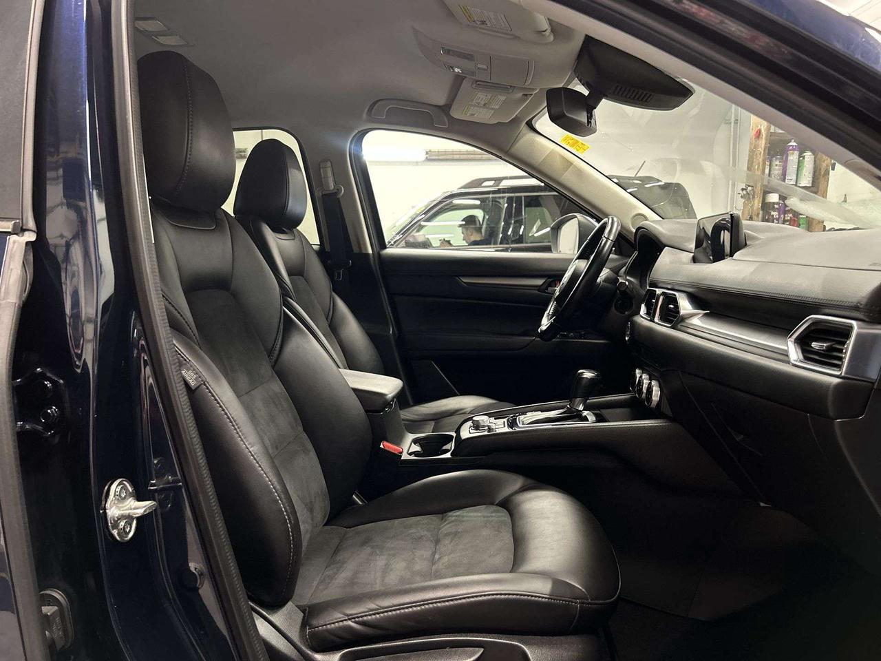 2019 Mazda CX-5 GS AWD | HTD LEATHER | CARPLAY | 17IN ALLOYS | A/C Photo