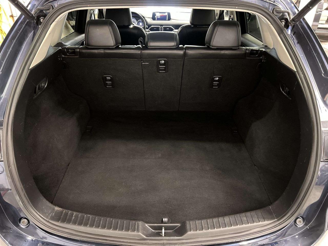2019 Mazda CX-5 GS AWD | HTD LEATHER | CARPLAY | 17IN ALLOYS | A/C Photo