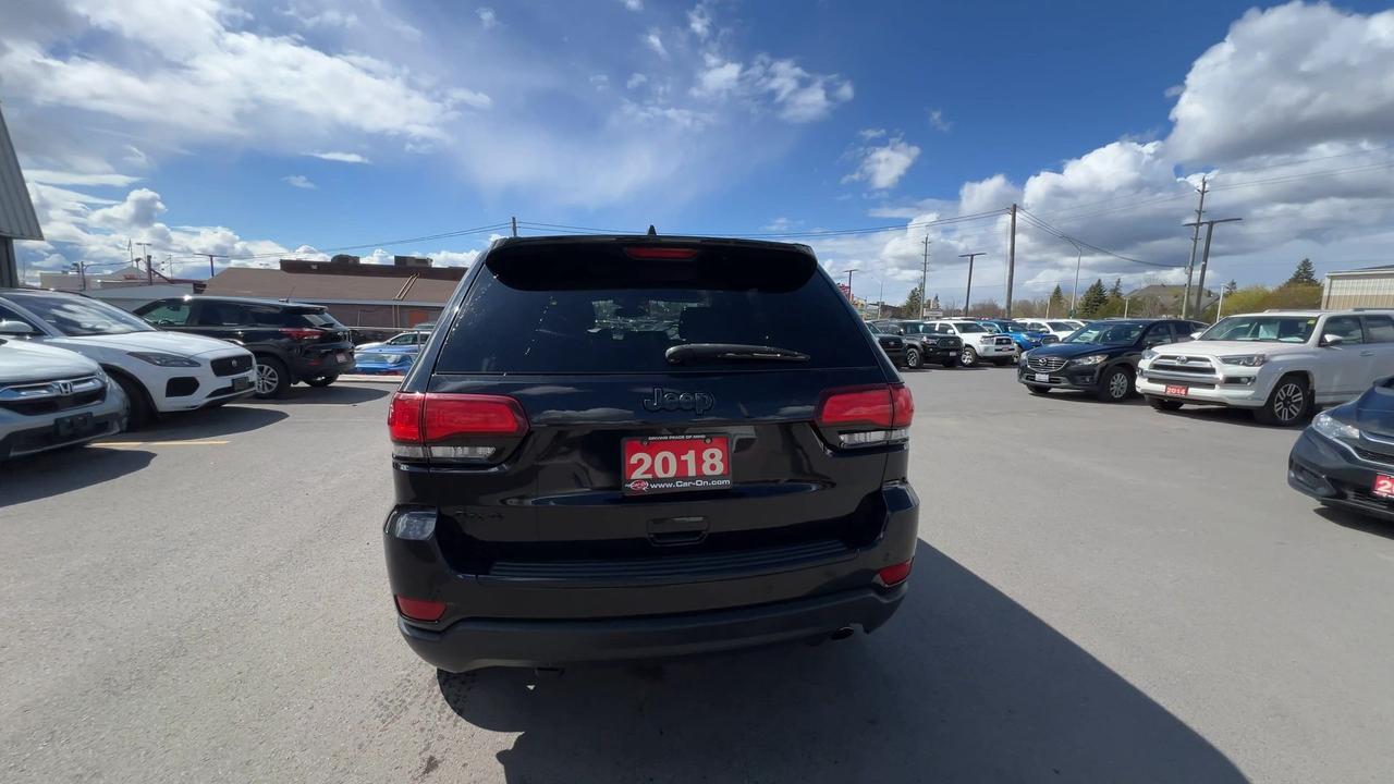2018 Jeep Grand Cherokee UPLAND | 4X4 | SUNROOF | HTD SEATS | REMOTE START Photo