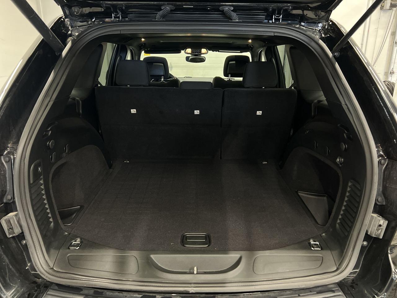 2018 Jeep Grand Cherokee UPLAND | 4X4 | SUNROOF | HTD SEATS | REMOTE START Photo