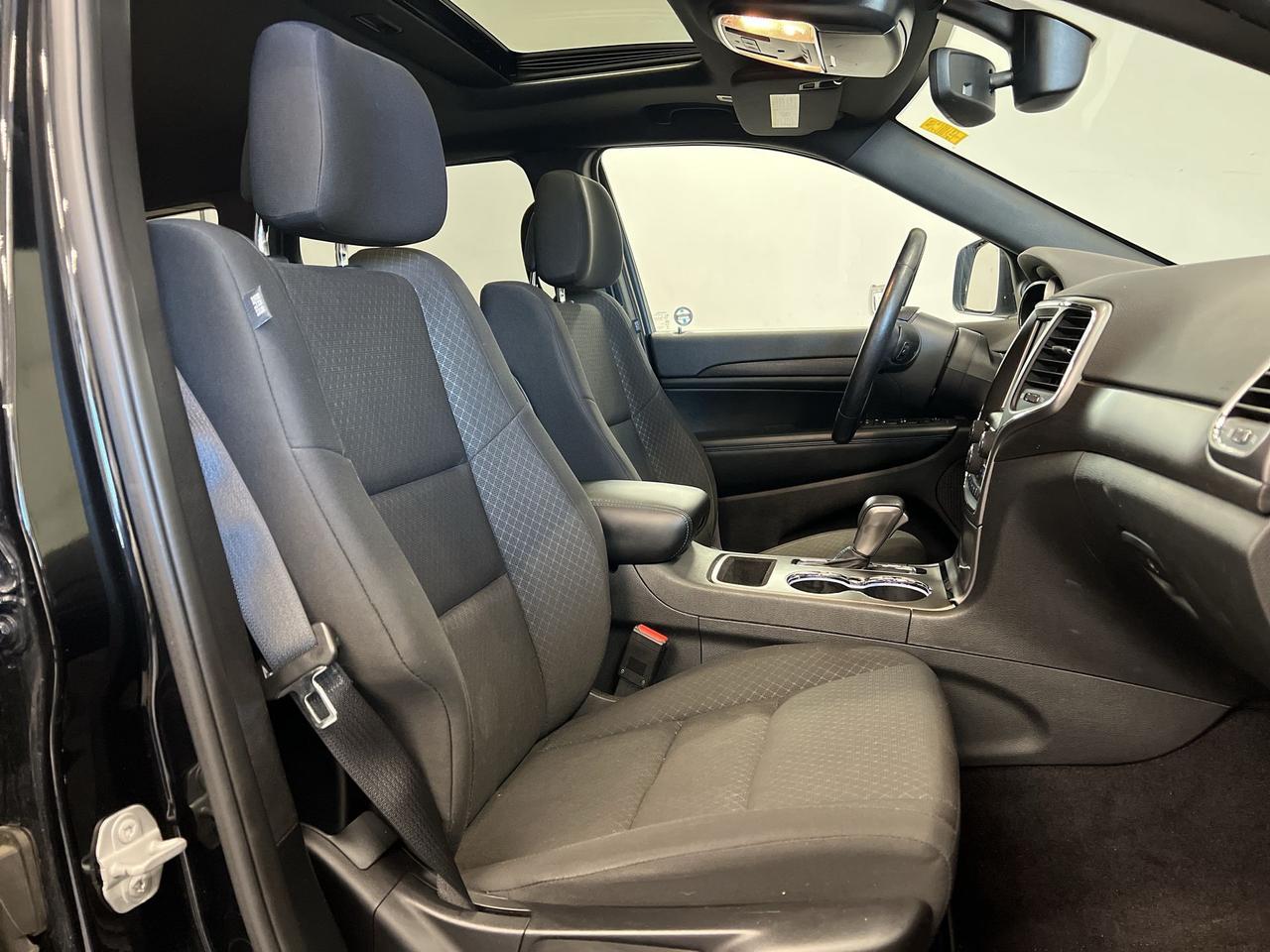 2018 Jeep Grand Cherokee UPLAND | 4X4 | SUNROOF | HTD SEATS | REMOTE START Photo