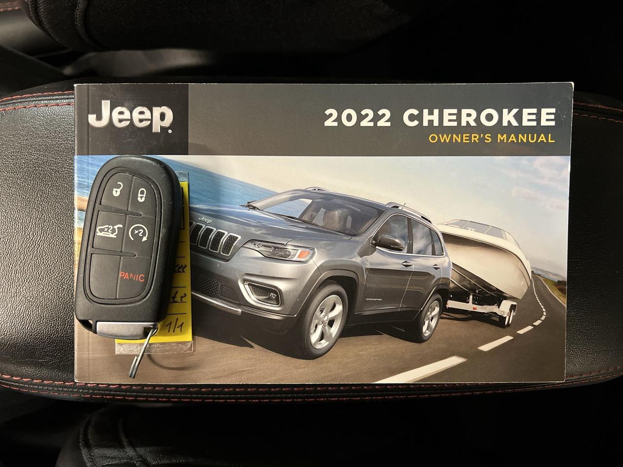 2022 Jeep Cherokee TRAILHAWK 4X4| HTD LEATHER| V6|REMOTE START|ALLOYS Photo