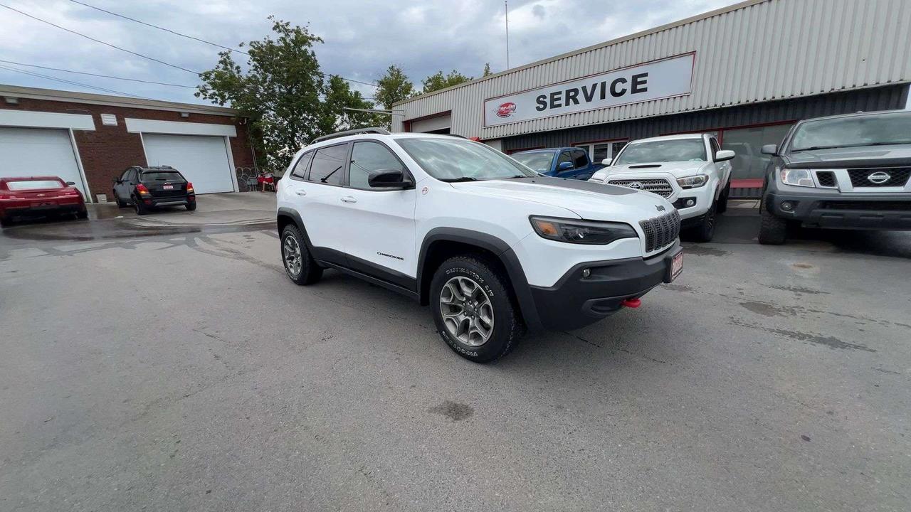 2022 Jeep Cherokee TRAILHAWK 4X4| HTD LEATHER| V6|REMOTE START|ALLOYS Photo