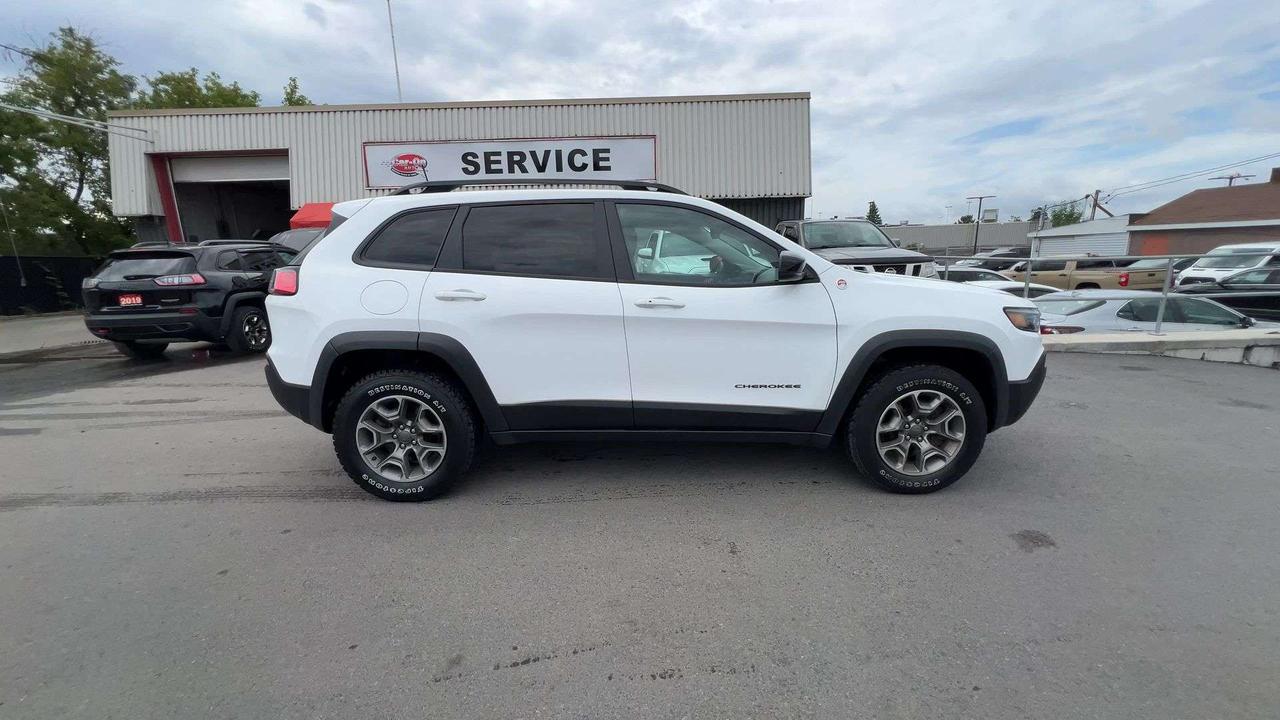 2022 Jeep Cherokee TRAILHAWK 4X4| HTD LEATHER| V6|REMOTE START|ALLOYS Photo