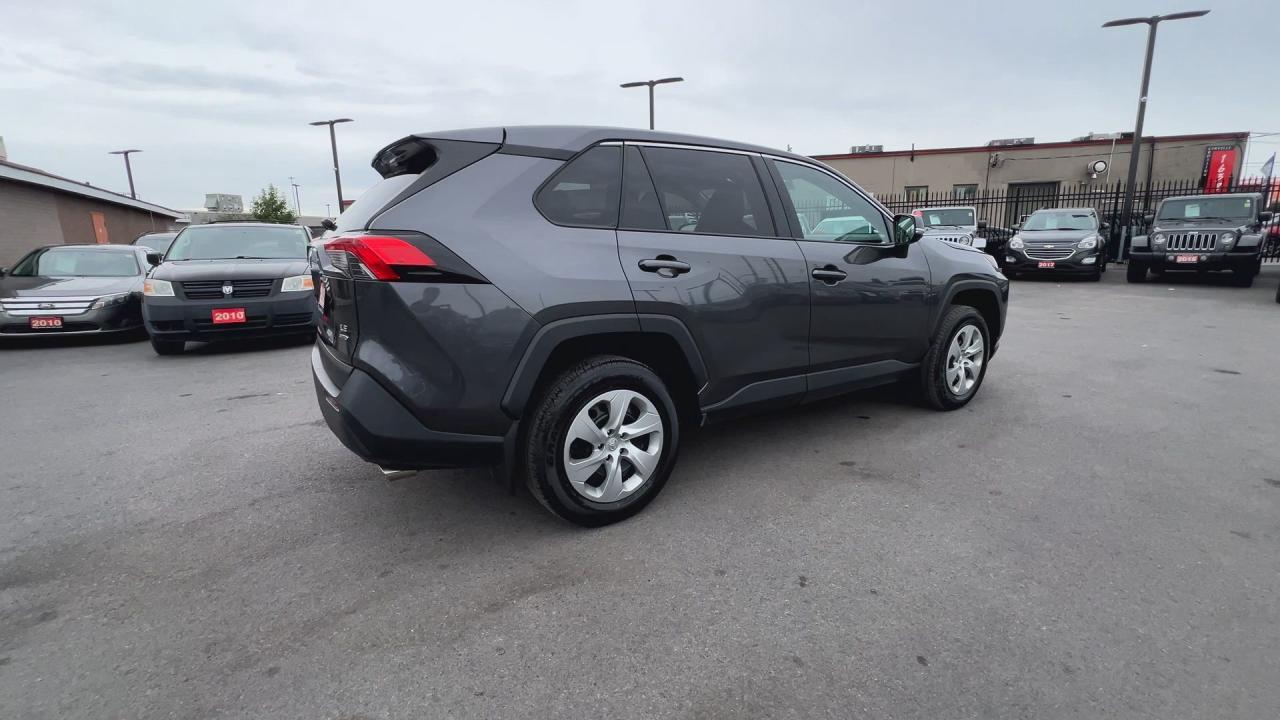 2023 Toyota RAV4 AWD | HEATED SEATS | CARPLAY | REAR CAM Photo