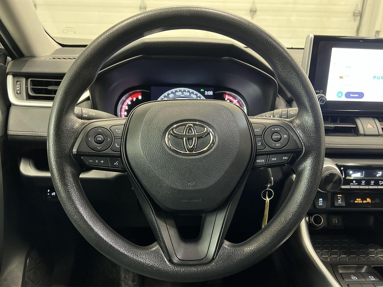 2023 Toyota RAV4 AWD | HEATED SEATS | CARPLAY | REAR CAM Photo