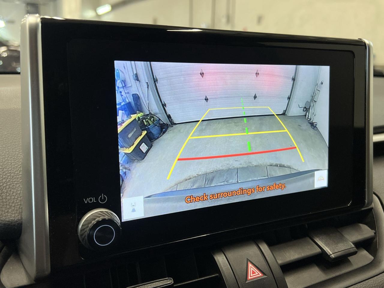 2023 Toyota RAV4 AWD | HEATED SEATS | CARPLAY | REAR CAM Photo