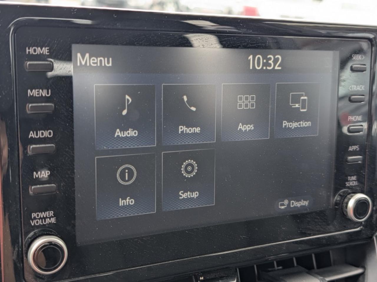 2022 Toyota Corolla LE  **VERY LOW MILEAGE** Photo
