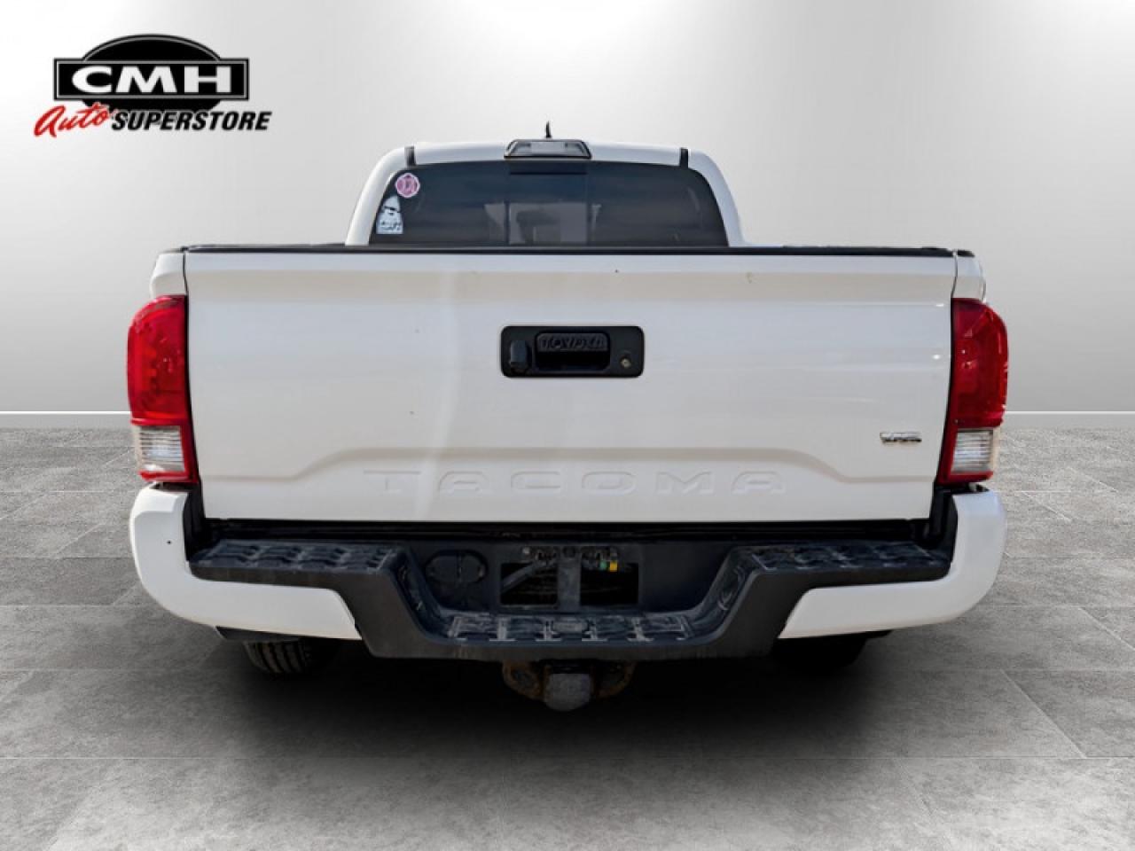 2017 Toyota Tacoma TRD Sport  **20 SERVICE RECORDS** Photo3