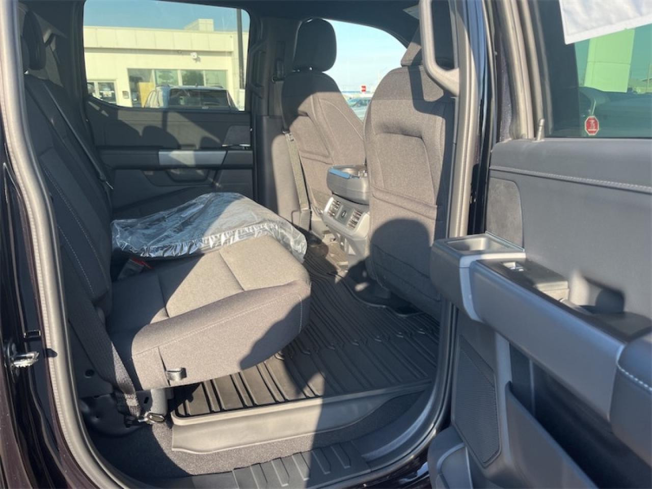 2025 Ford F-150 XLT  - 18" Wheels - Tow Package Photo5