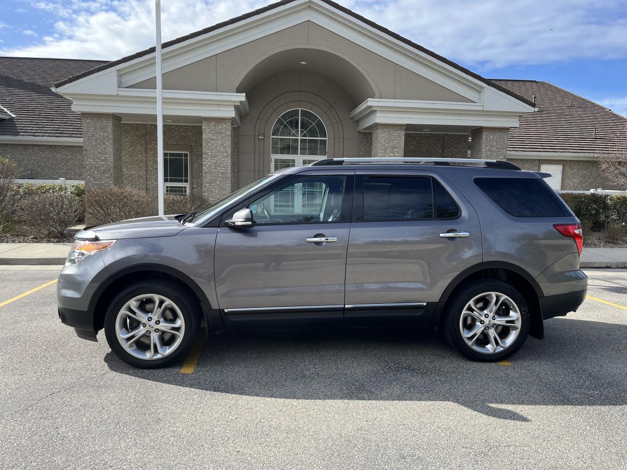 2014 Ford Explorer Limited 4WD - Photo #18