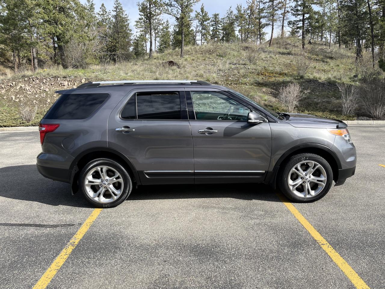 2014 Ford Explorer Limited 4WD - Photo #21